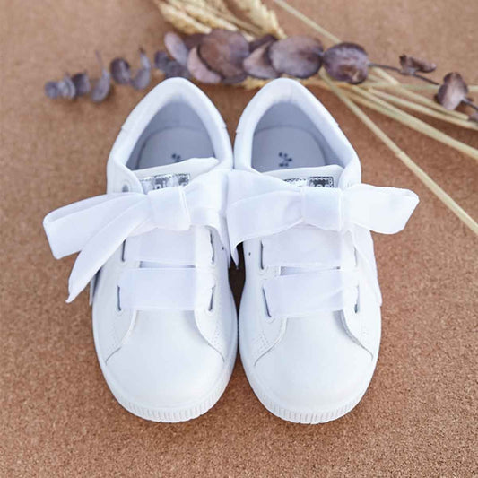 Zapatillas Blancas Lazo Terciopelo Titanitos