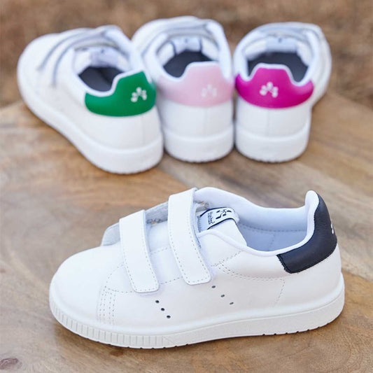 Zapatillas Blancas y Fucsia Tira Adherente Titanitos